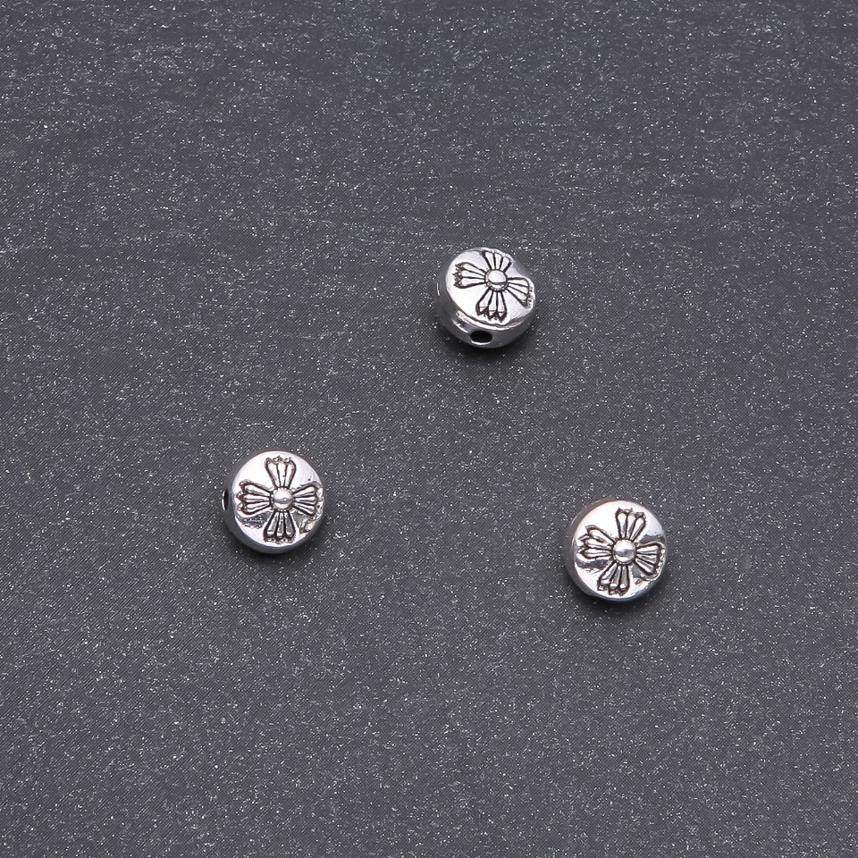 אביזרי חרוז-הכנסה בצורת צלב 8 מ״מ, אריזה 20 גרם, ±17 יחידות