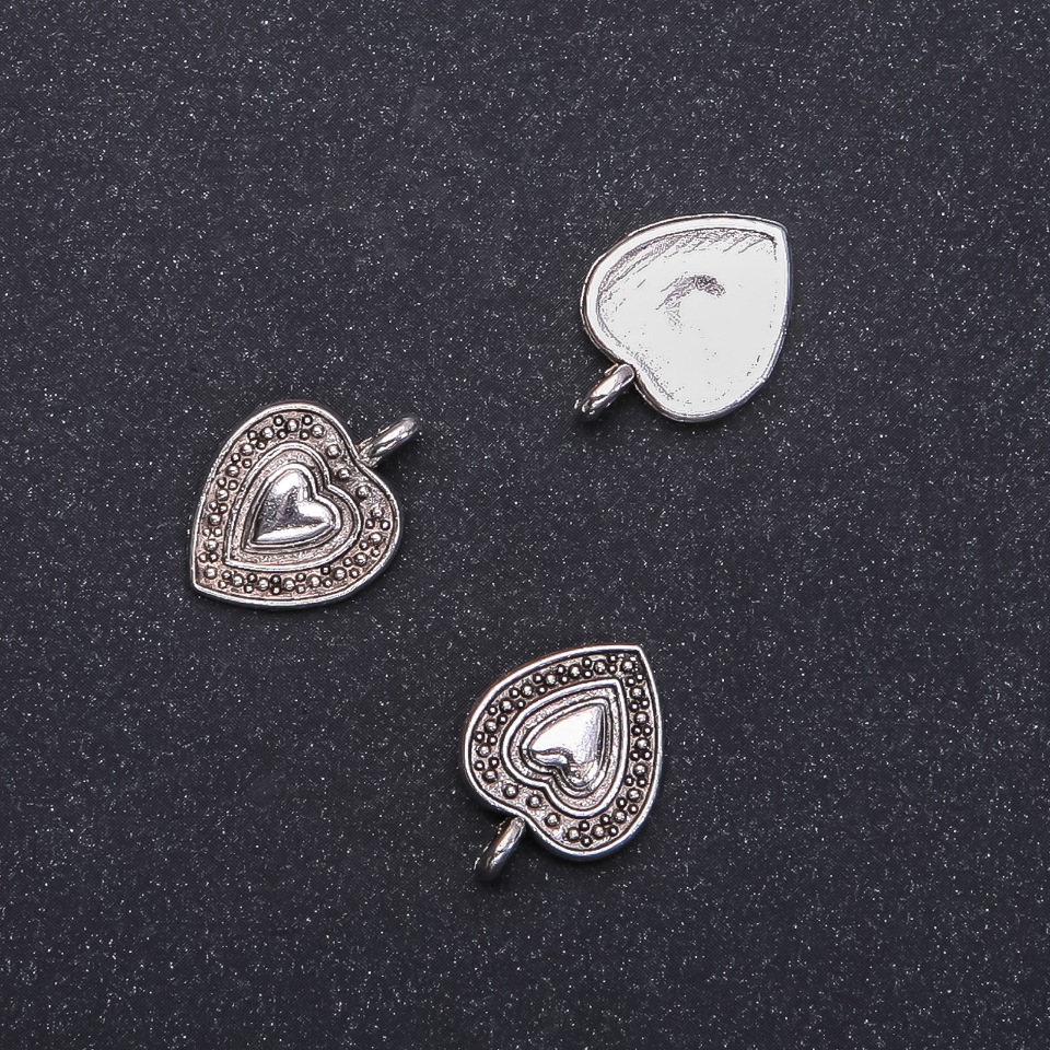 אביזרי תלייה – לב, קוטר 13 מ״מ, אורך 18 מ״מ, אריזה 15 יחידות (±)