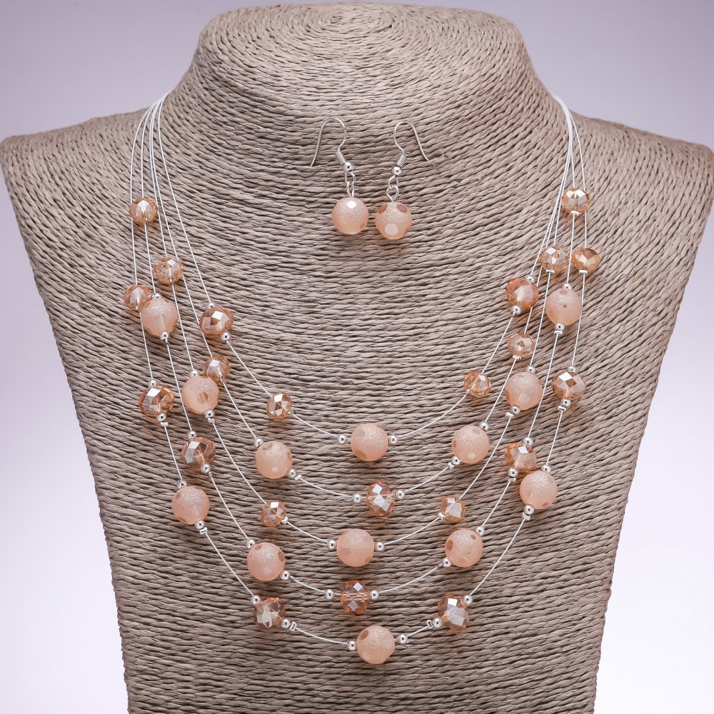 סט עגילים ושרשרת «אבק כוכבים» חרוזים בצבע שמפנייה, קוטר 5–10 מ״מ, אורך 45–50 ס״מ