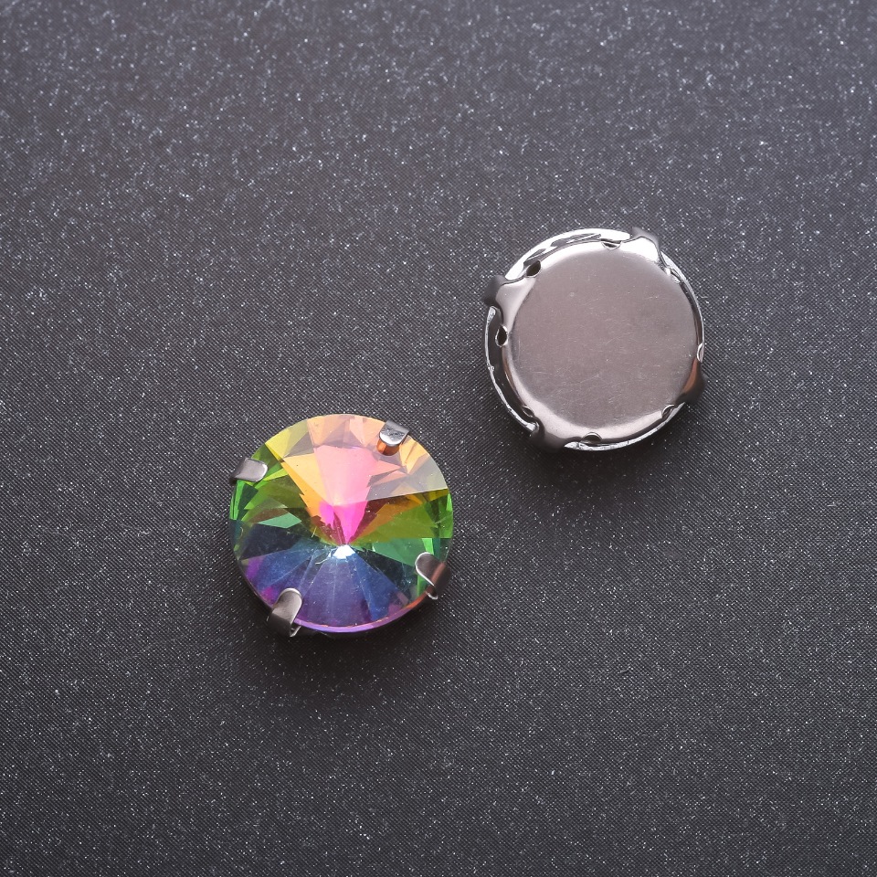 מחיר ליחידה/10 יחידות. קריסטל לתפירה «ריוולי» בתפס עגול בקוטר 13 מ״מ בצהוב-ירקרם