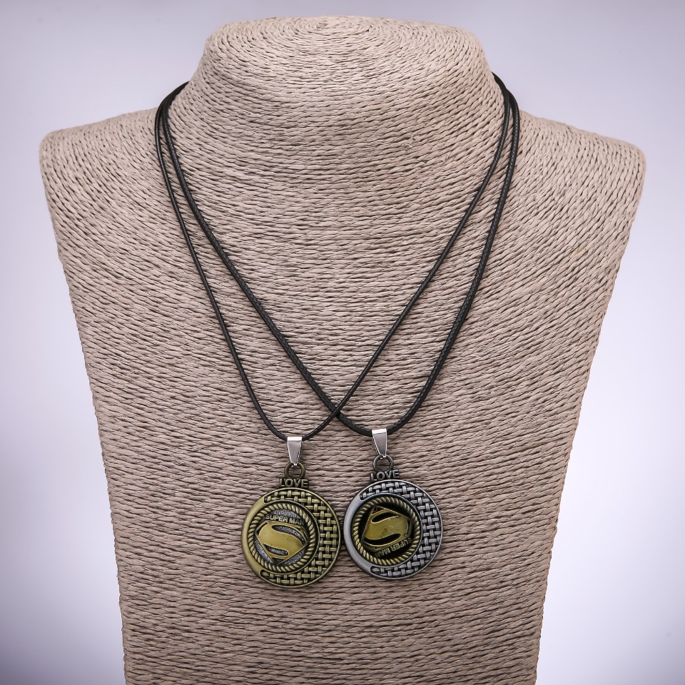 תליוני חברות זוגיים «סופרמנים», אורך 42-48 ס״מ, קוטר 30 מ״מ