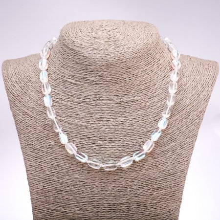 מחרוזת זכוכית אופאלית לבנה חלקה בצורה מלבנית, ממדים 10×16 מ״מ, אורך 45 ס״מ