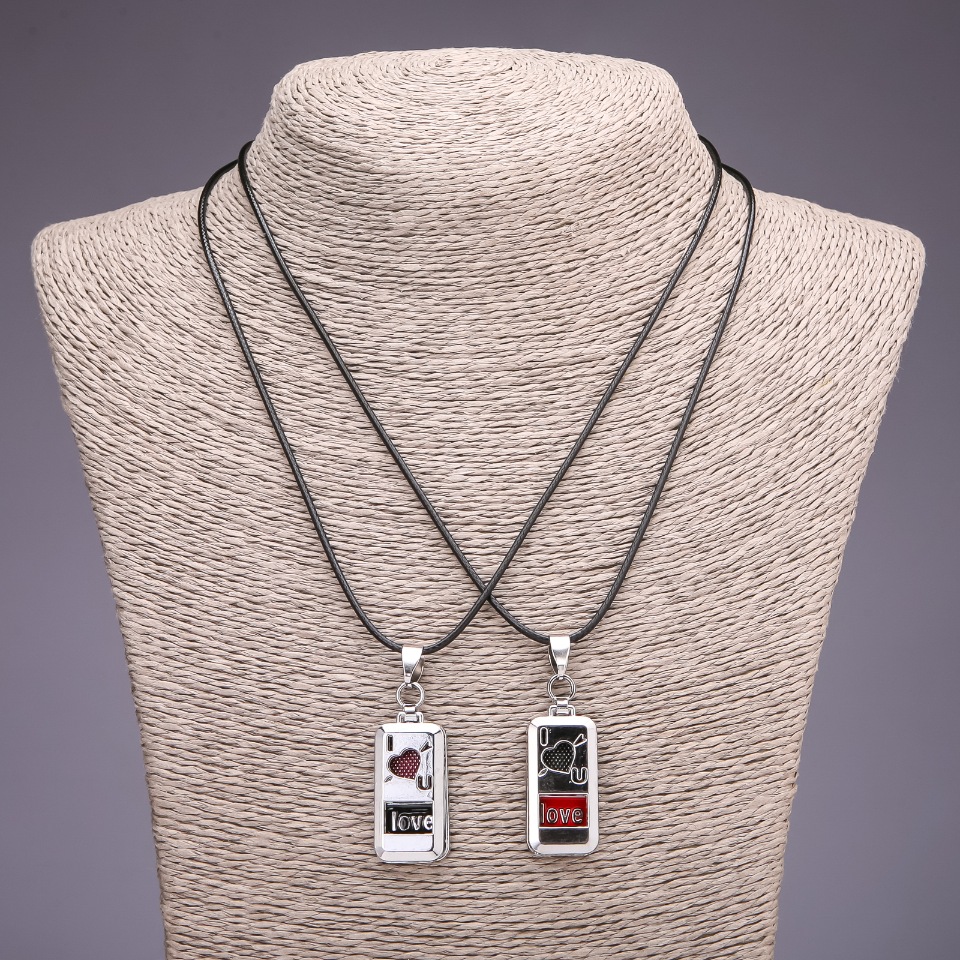 תליון חברות הלב, קוטר 15×32 מ״מ, אורך 45–48 ס״מ