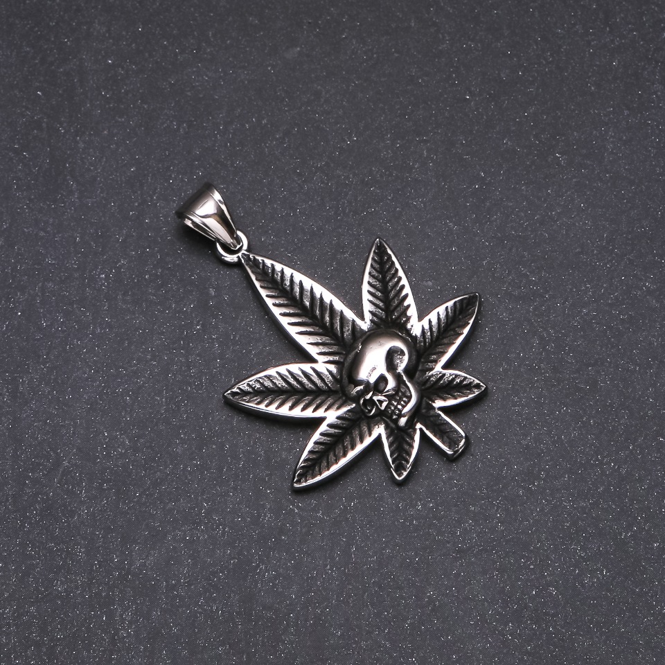 תליון גולגולת 46×38 מ״מ