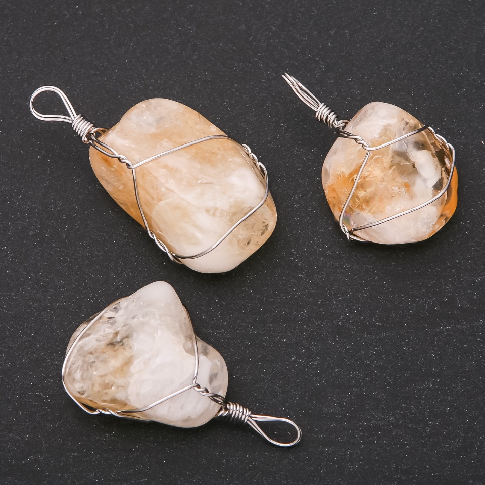 תליון ציטרין בשזירה 20×30±ממ