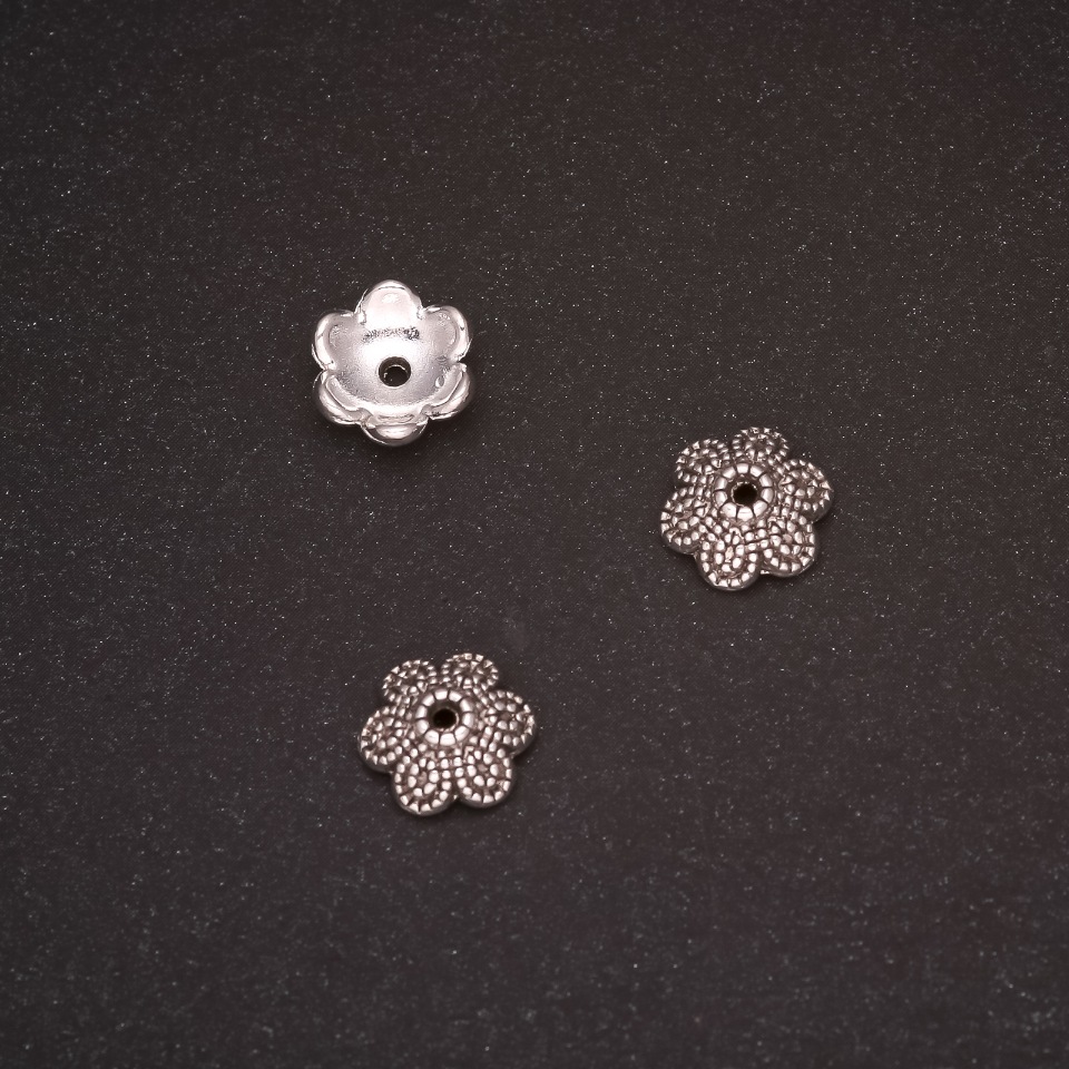 קצות לאביזרי תכשיטים, קוטר 10×4 מ״מ, קוטר 1.5 מ״מ, אריזה 20 גרם, +-22 יחידות