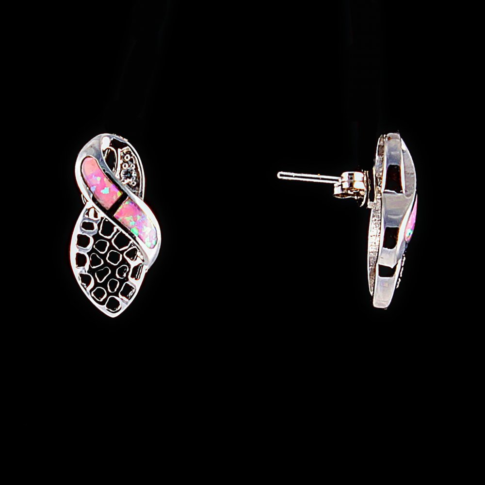 עגילי חוד בעיצוב תחרה, שיבוץ אופל ורוד סינתטי, צבע כסף 20×10 מ״מ