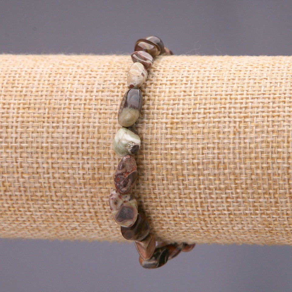 צמיד מאבן טבעית ג'ספר פיקאסו גלוטובקה, קוטר 6×8(±) מ״מ על גומי אלסטי היקף 18 ס״מ