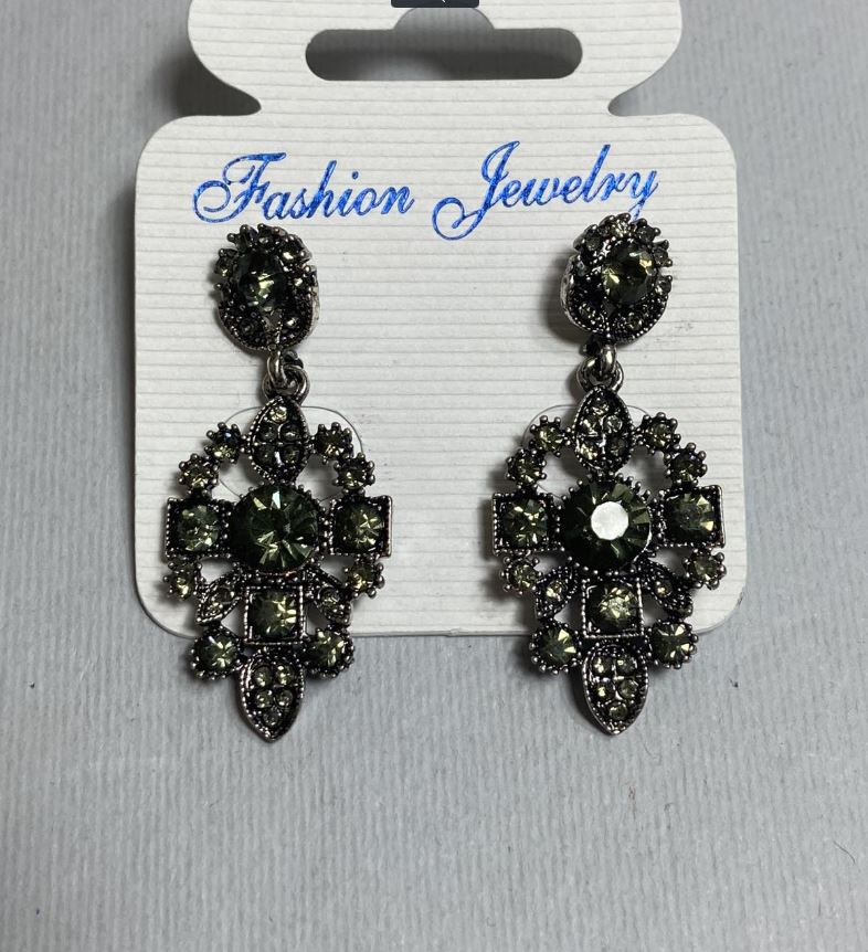 עגילי סטוד עם תליון, קריסטלים כהים ובהירים, מתכת כסופה, 40 מ״מ