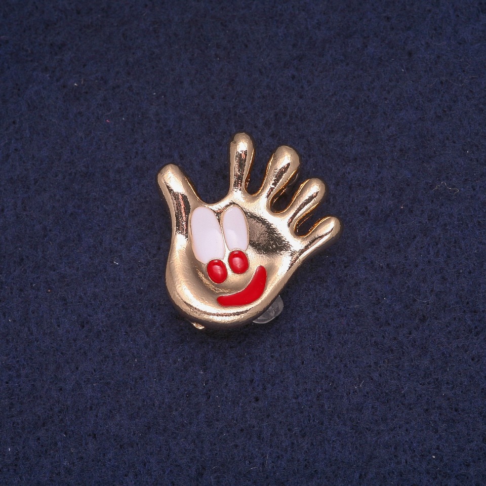 סיכת כף היד עם אמייל, מתכת זהובה 24×25 מ״מ