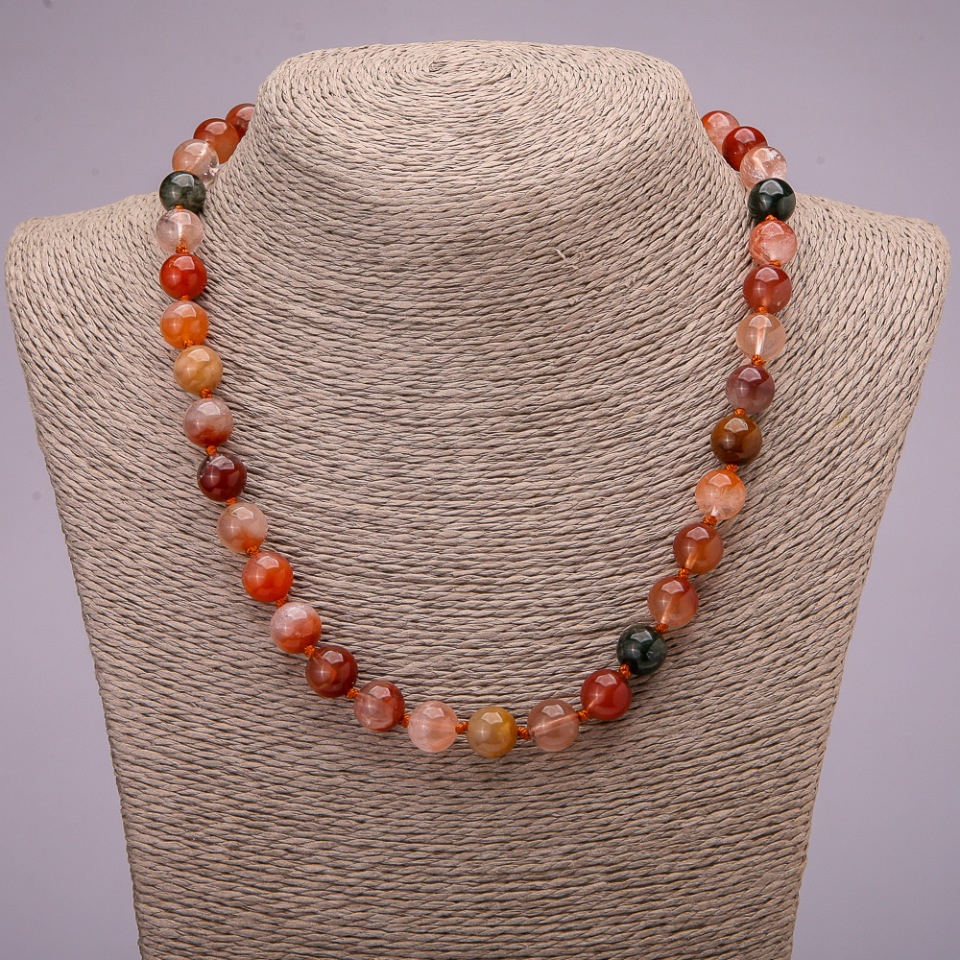 שרשרת מאבן טבעית: קוורץ רוטילי — מבחר, כדור חלק, קוטר 10(±) מ״מ, אורך 45 ס״מ