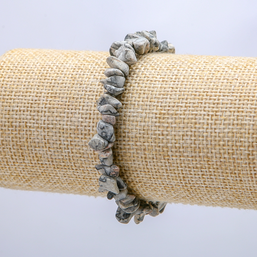 צמיד גומי מאבן טבעית יאשמה, שבבי 8 מ״מ+