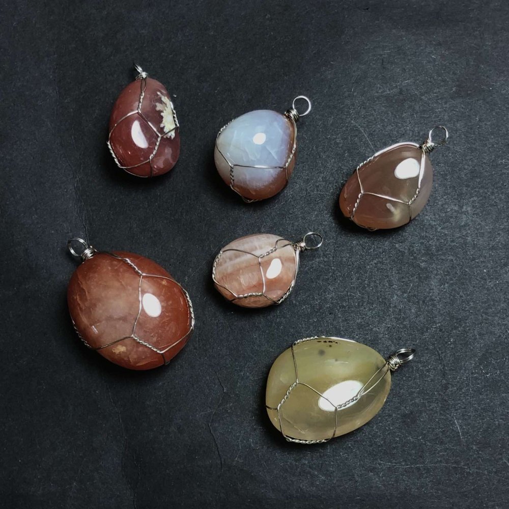 תליון במארג כסוף מהסרדוֹלִיק הטבעי — במגוון מידות