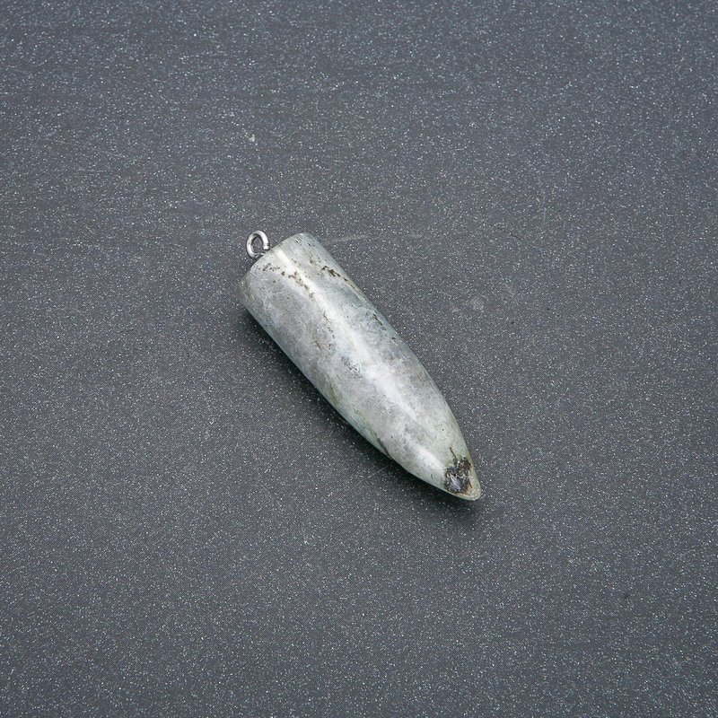 תליון-מטוטלת כדור מאבן לאברדרייט 13×40×45 מ״מ (±)