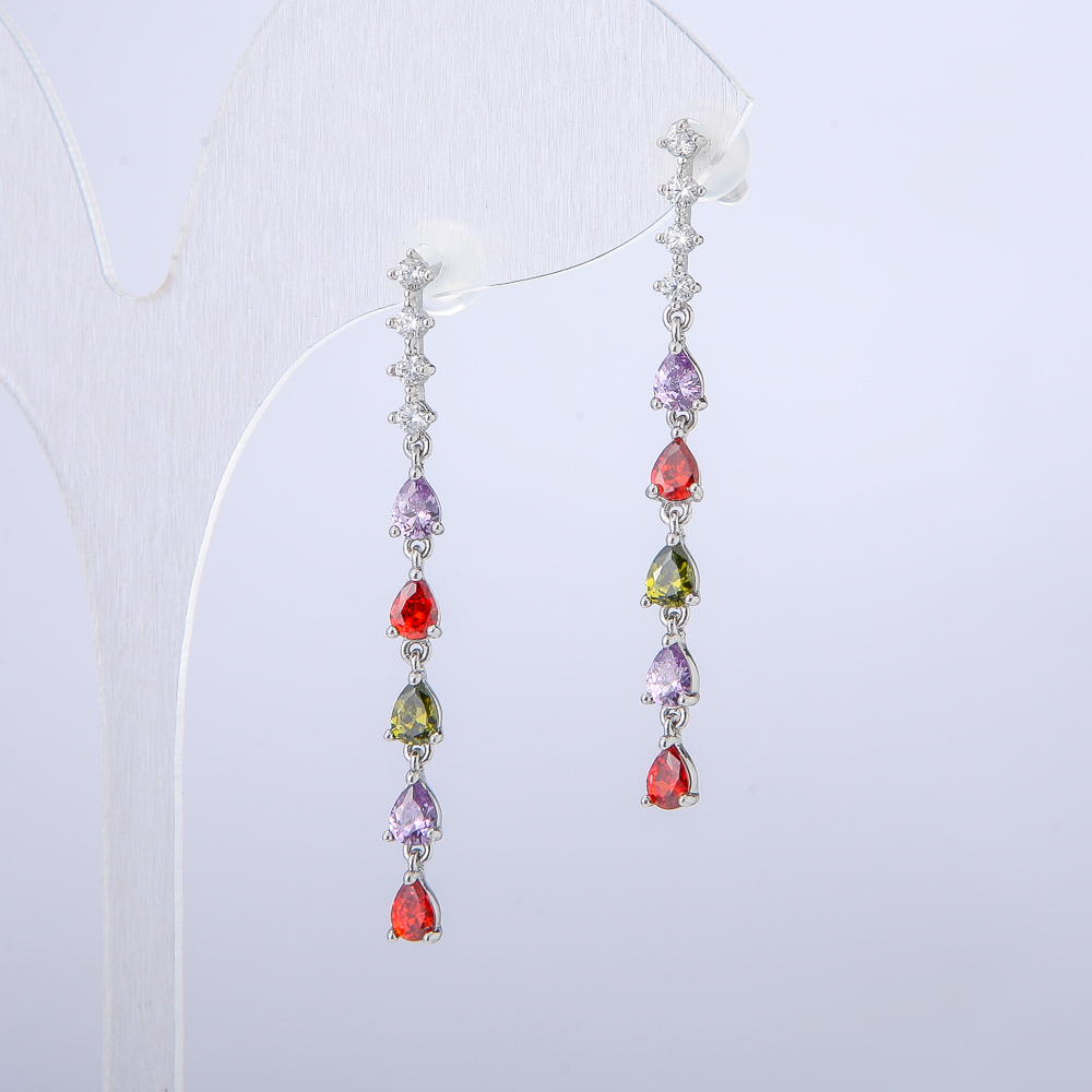 עגילי Xuping סטוד יוקרתיים עם ציפוי רודיום ואבני סטרז לבנות וקריסטלים, אורך 42 מ״מ +