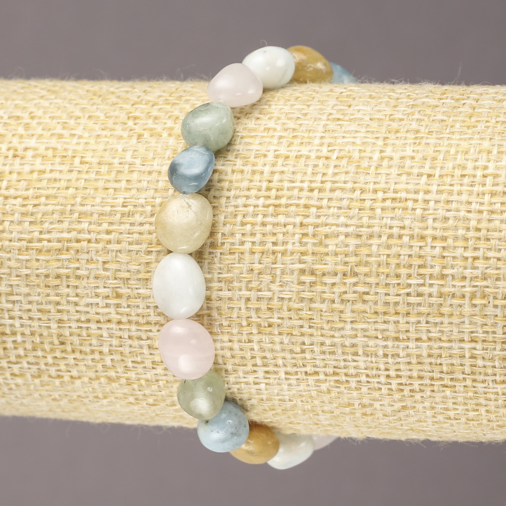 צמיד גומי מאבן טבעית מורגניט מלוטש, קוטר 7×9(+/-) מ״מ