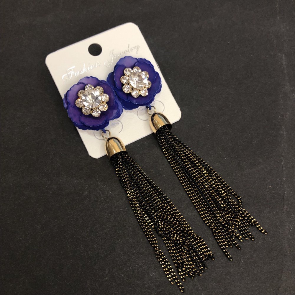 עגילים 'קיטיצי פרח סגול' עם שרשראות, אורך 90 mm