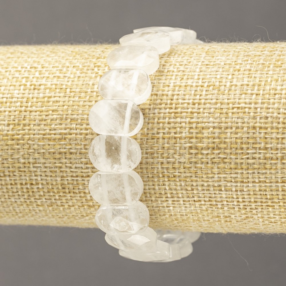 צמיד אלסטי מאבן טבעית – קריסטל הרי, חוליה מלוטשת, קוטר 14×9.5 מ״מ+