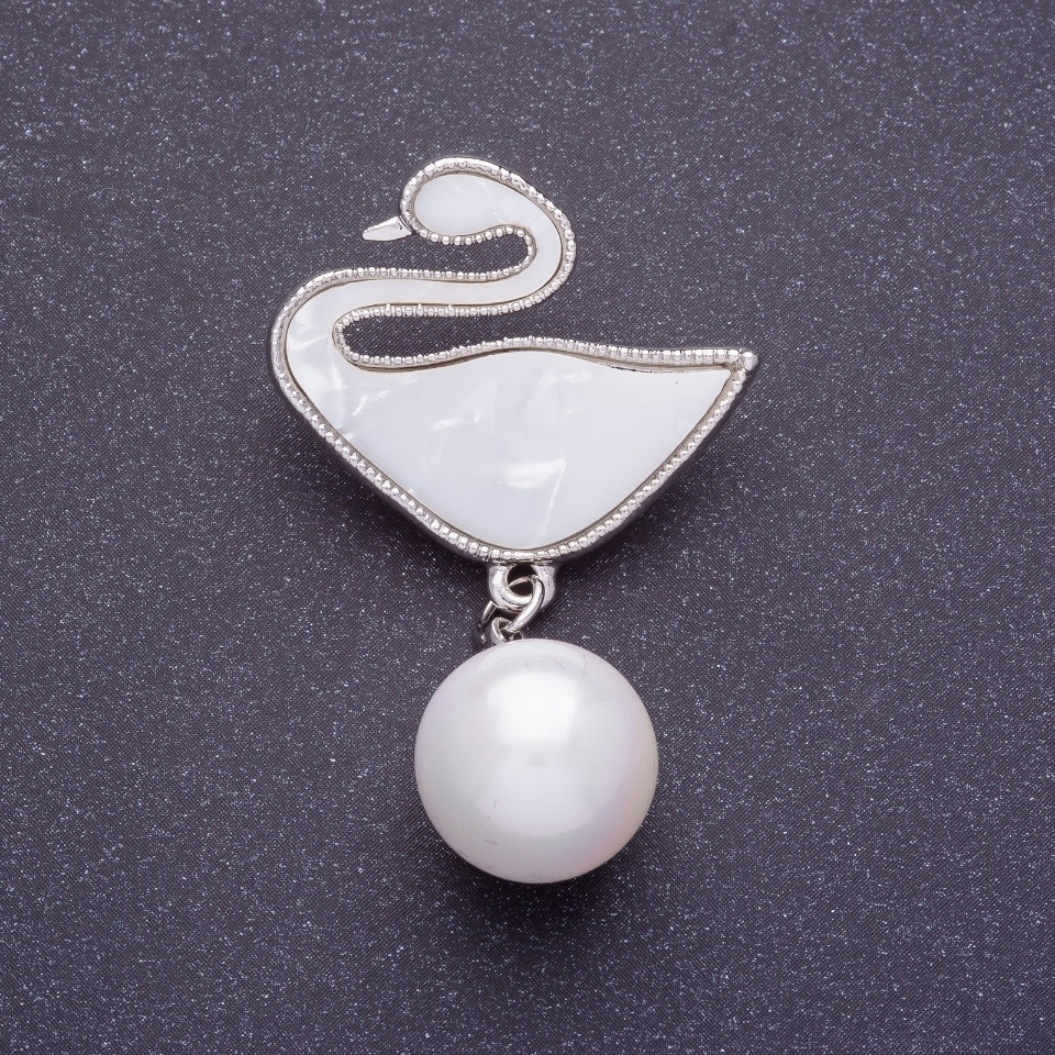 סיכה «ברבור» בצבע כסף