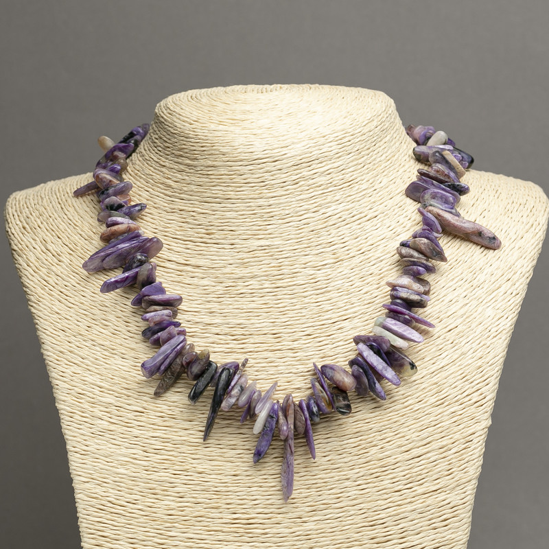 מחרוזות מצ'ארואייט מהאבן הטבעית 'מחט', קוטר 15×3 מ״מ, אורך 45 ס״מ