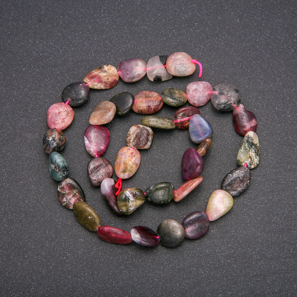 חרוזי טורמלין טבעיים בצורת מלוטשים, קוטר 10×13 מ״מ, אורך 38 ס״מ