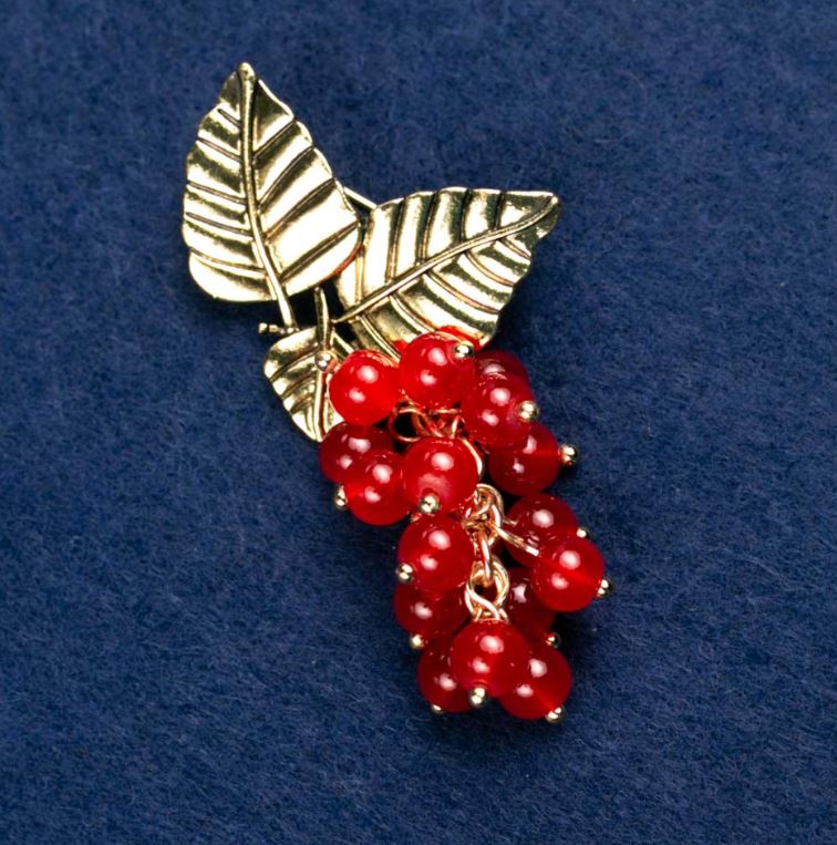 סיכת תכשיט מאבן סרדוליק «ענף עם פירות» בצבע זהב למתכת 60×35 mm