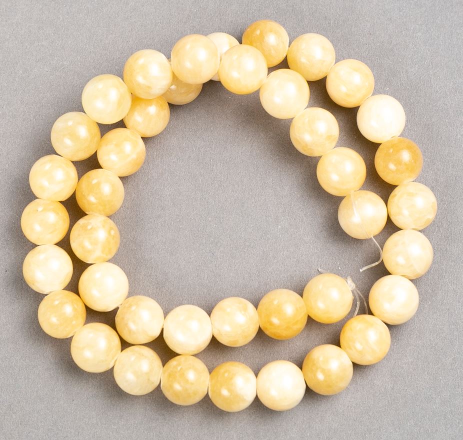 חרוזים על חוט דק פרלאמוטר (אקרילי מלאכותי) כדור חלק, קוטר 10.5 מ״מ, אורך 40 ס״מ