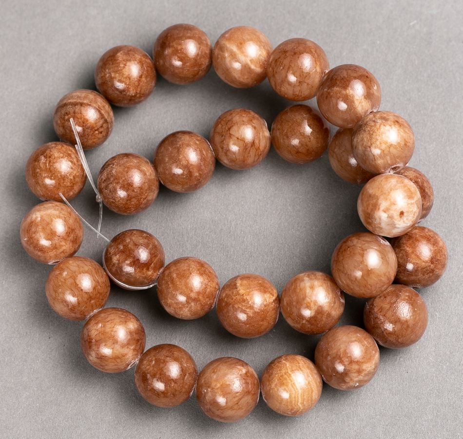 חרוזים סלניט (אקריל סינתטי) על חוט כדור חלק, קוטר 14.5 מ״מ, אורך 40 ס״מ +