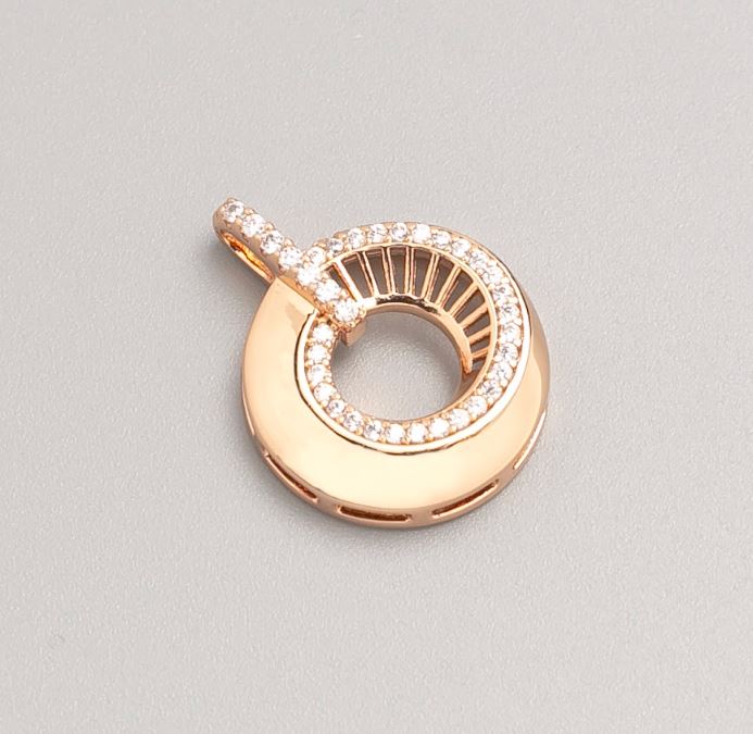 תליון Xuping זהב מצופה 18K עם קריסטלים לבנים, קוטר 20 מ״מ+