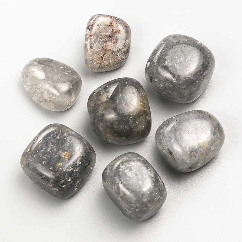 מזכרת אבן טבעית – קוורץ מעושן בגלטווניה 22×19 מ״מ (+-) אריזה 100 גרם