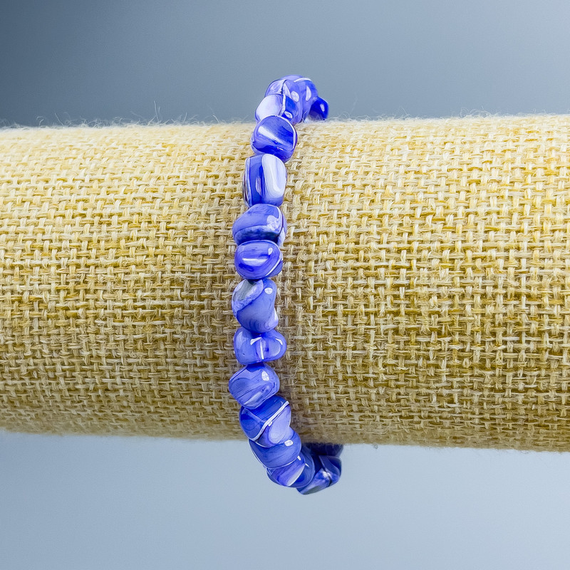 צמיד פרלאמוטר סגול, עם חרוזי חיתוך, קוטר 8×6 מ״מ, אורך 18 ס״מ (אלסטי)