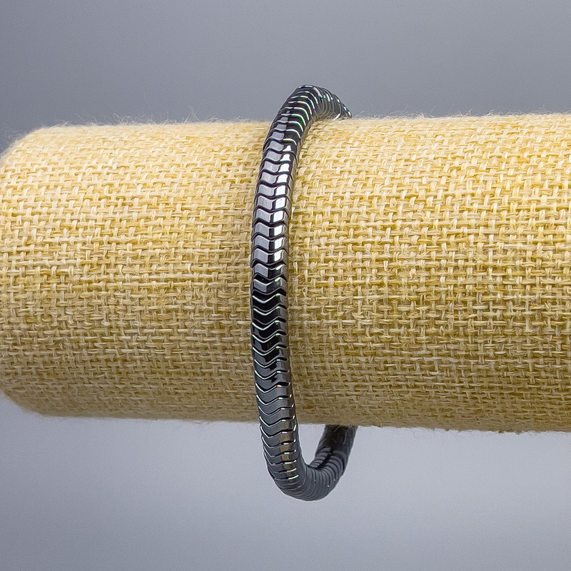 צמיד המטיט זיגזג, קוטר 6×2 מ״מ+-, אורך 18 ס״מ (אלסטי)