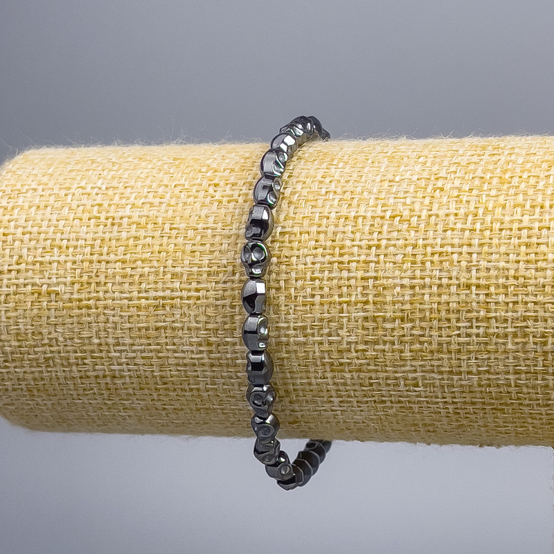 צמיד המטיט – גולגולת, קוטר 5×6×5 מ״מ, אורך 18 ס״מ (אלסטי)