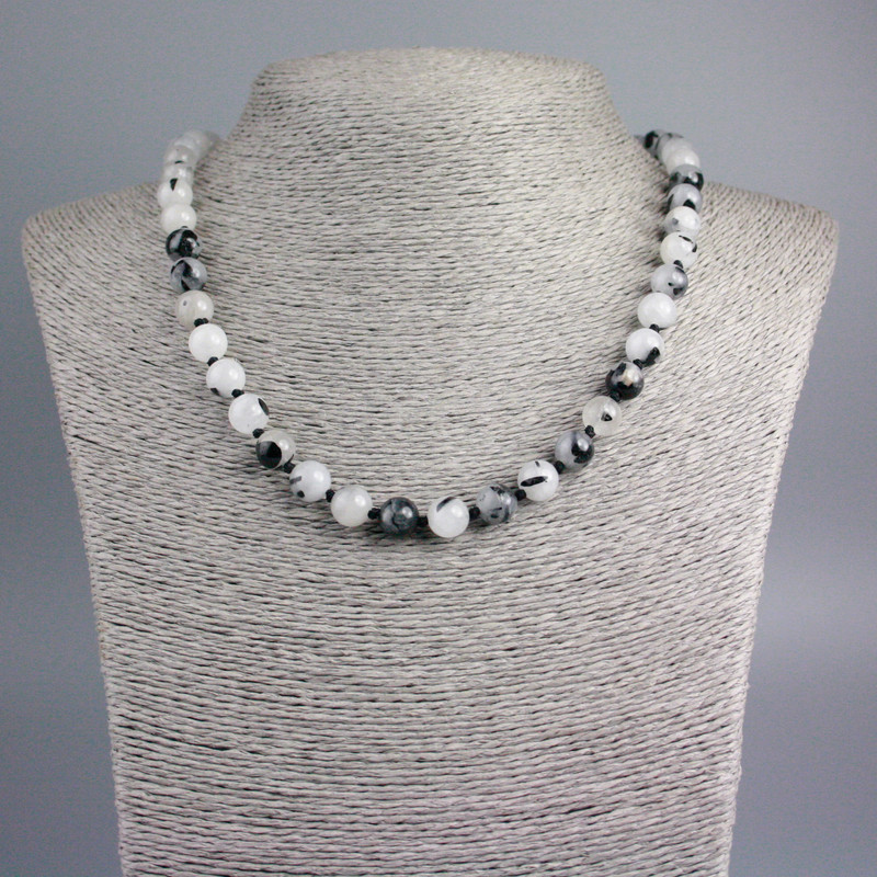 שרשרת קוורץ רוטילי מאבן טבעית, חרוזים חלקים בקוטר 8.5 מ״מ, אורך 48 ס״מ