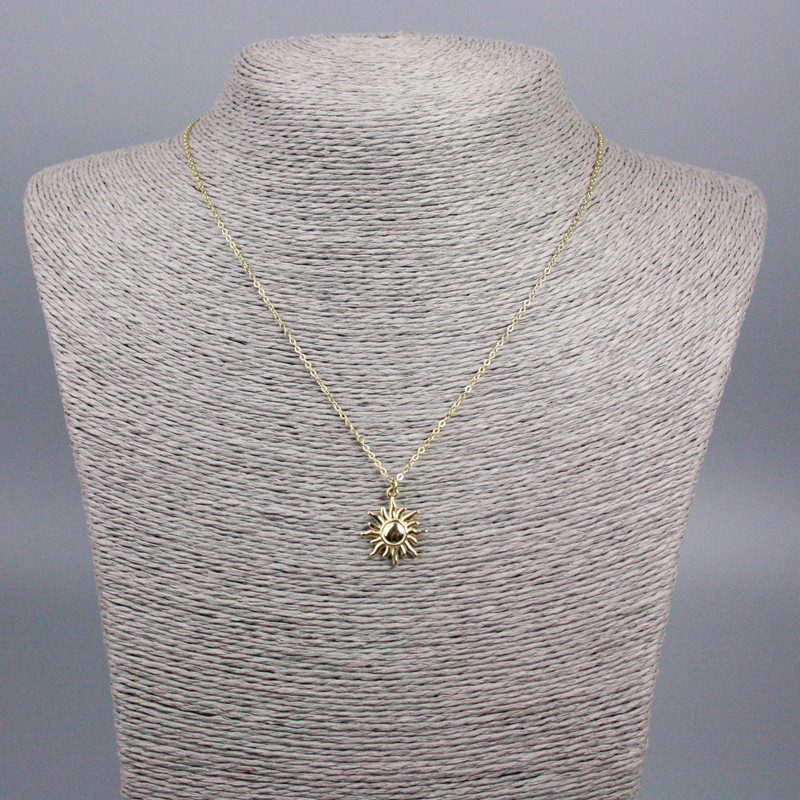שרשרת Xuping זהב מצופה 18K עם תליון שמש, קוטר 17×16 מ״מ ±, עם שרשרת הארכה, אורך 53 ס״מ ±, עובי 1 מ״מ